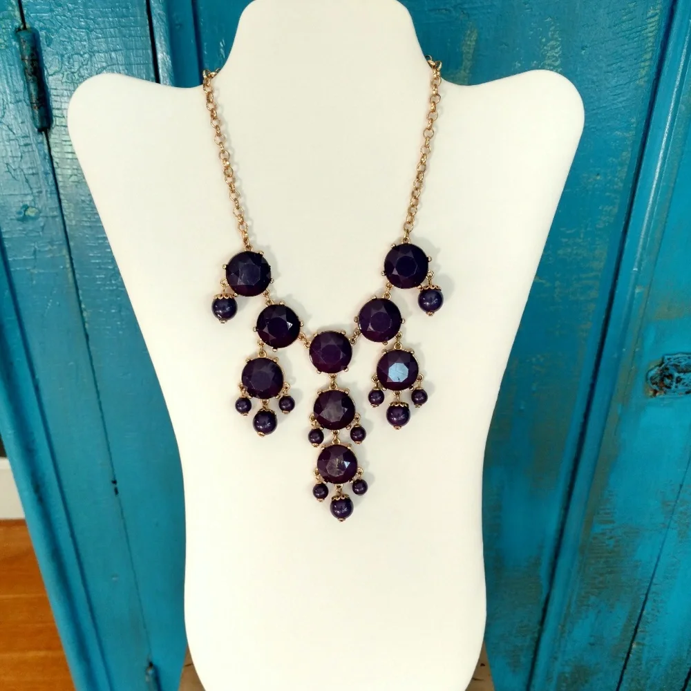 etc! dark navy statement necklace